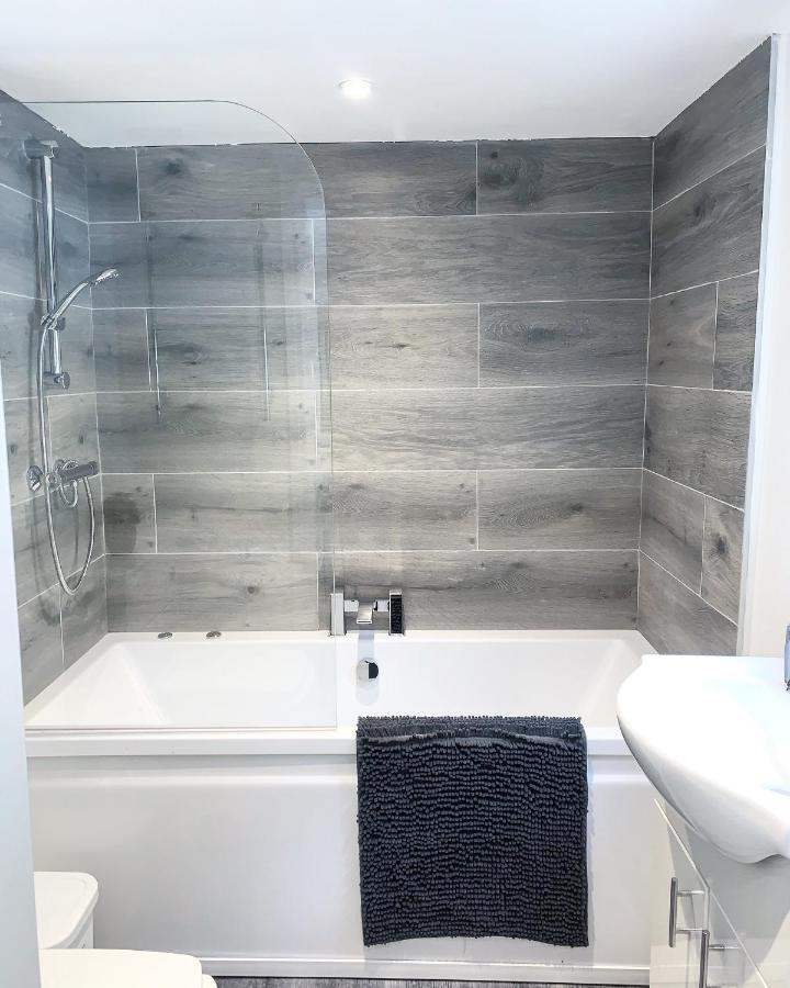 Albert Luxury Hottub & Jacuzzi Apartments Blackpool Buitenkant foto