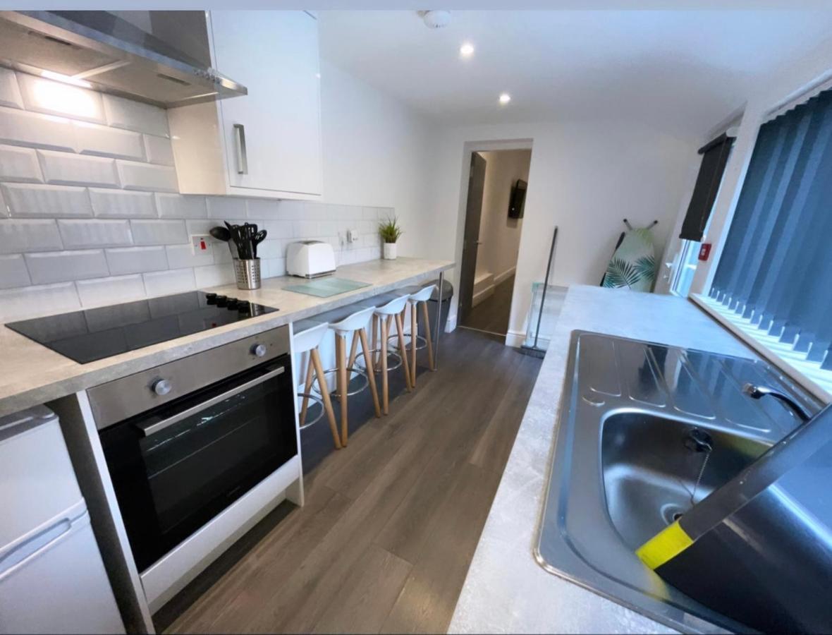 Albert Luxury Hottub & Jacuzzi Apartments Blackpool Buitenkant foto