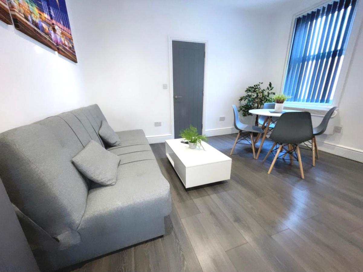Albert Luxury Hottub & Jacuzzi Apartments Blackpool Buitenkant foto