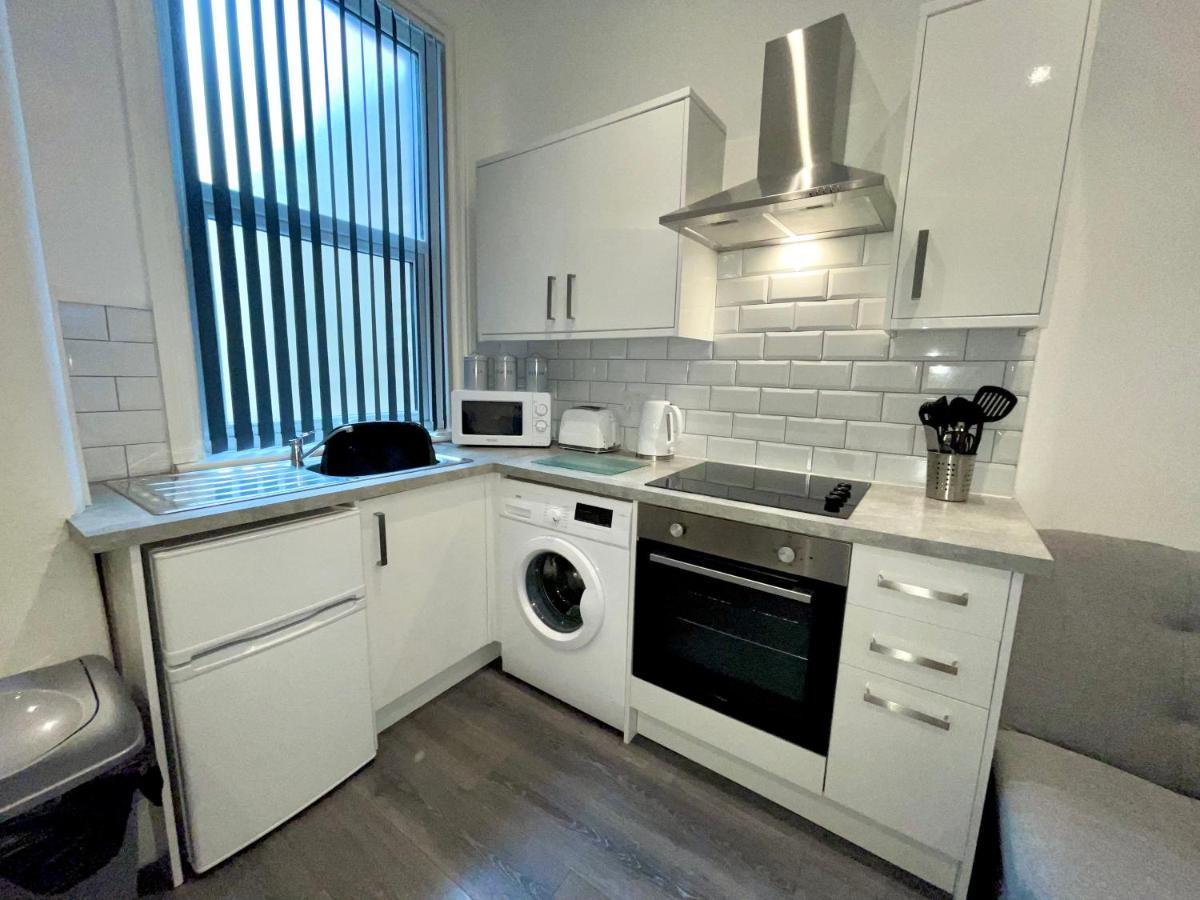 Albert Luxury Hottub & Jacuzzi Apartments Blackpool Buitenkant foto